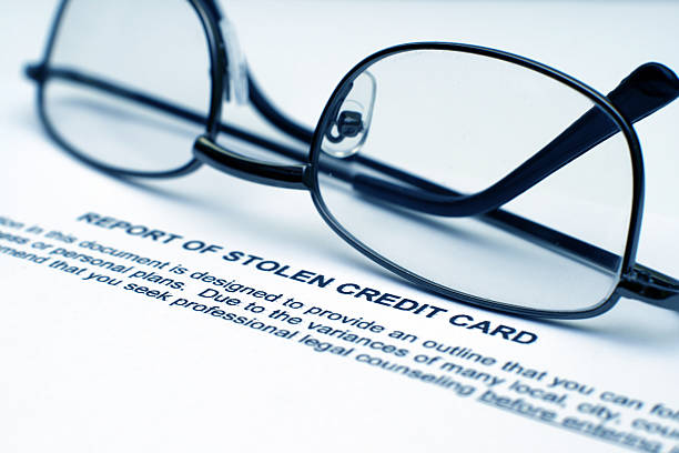 istock Stolen credit card report 131549328