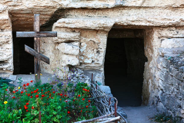 monastero costruito in grotta - cave church foto e immagini stock