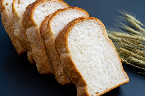 булка - bread isolated white portion стоковые фото и изображения