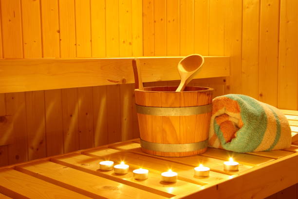 sauna com infusão e luzes - tea light candle relaxation lifestyles - fotografias e filmes do acervo