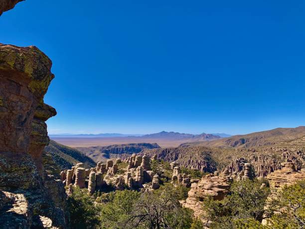 szlak serca skał, pomnik narodowy chiricahua - chiricahua national monument zdjęcia i obrazy z banku zdjęć