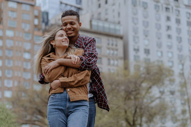 istock Couple traveling in New York during springtime 1315724835