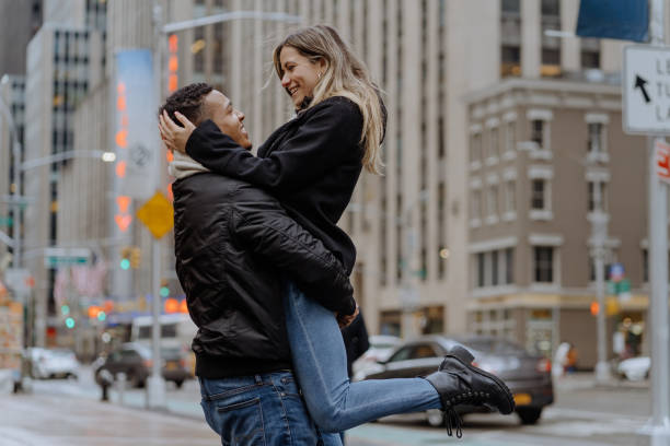 istock Couple traveling in New York during springtime 1315724861