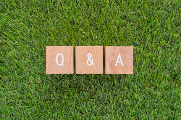 istock Q and A; Three wooden blocks with 