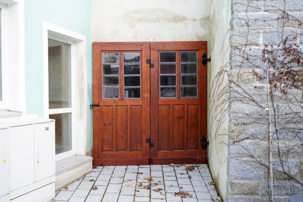 istock Old massive door with decorative door handle and lock, all still functional 1315818498