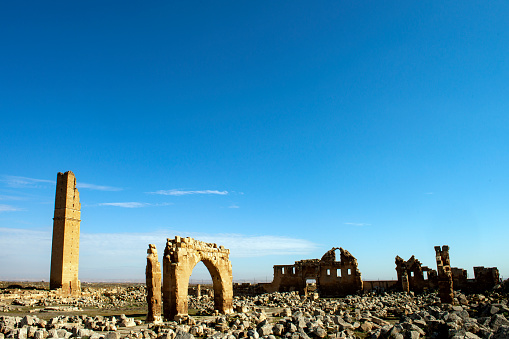 The place is said to be the first university in the world at Harran. It was one of the main Ayyubid buildings of the city, built in the classical revival style.
