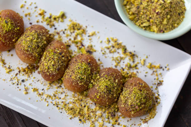 istock sekerpare with pistachio 1315847839