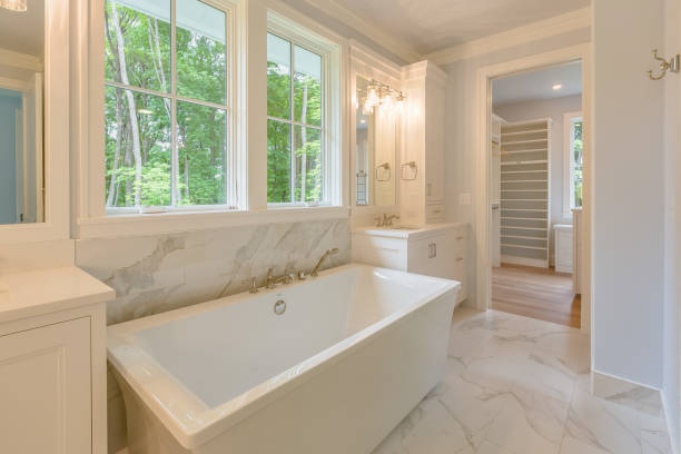 istock Large freestanding bathtub with beautiful bathroom design 1315912127