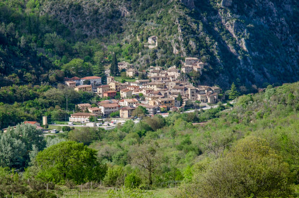 istock Borgo Piedipaterno 1315914984