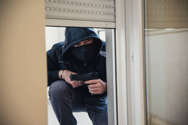 istock Apartment Burglar 1315979820