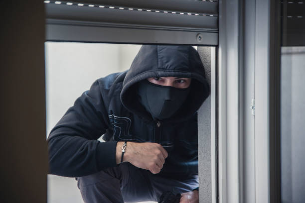 istock Apartment Burglar 1315979956