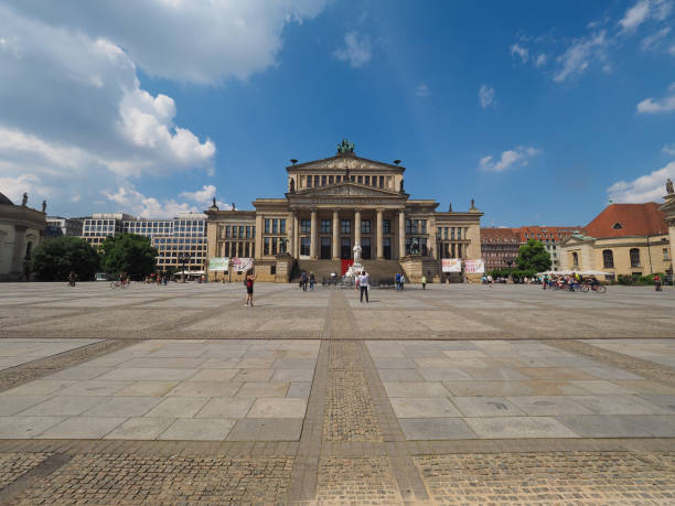 konzerthaus berlín en berlín - berlin germany gendarmenmarkt schauspielhaus germany fotografías e imágenes de stock