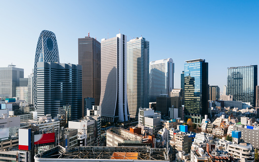 Rascacielos del horizonte de la ciudad de Shinjuku, Shinjuku, Tokio, Japón photo