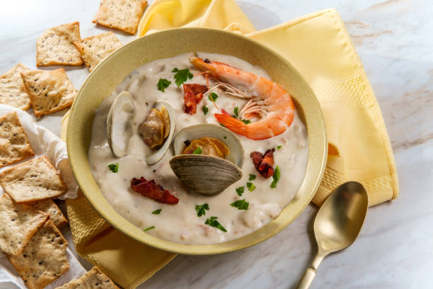 istock New England Clam Chowder Soup 1316130058