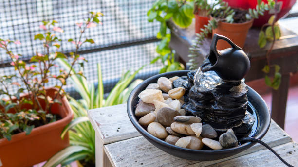 zen water fountain - fengshui imagens e fotografias de stock