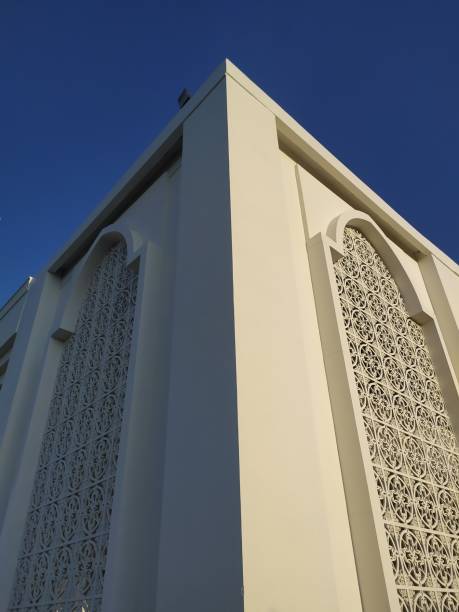 istock Sultan Mahmud Riayat Shah Mosque 1316203017