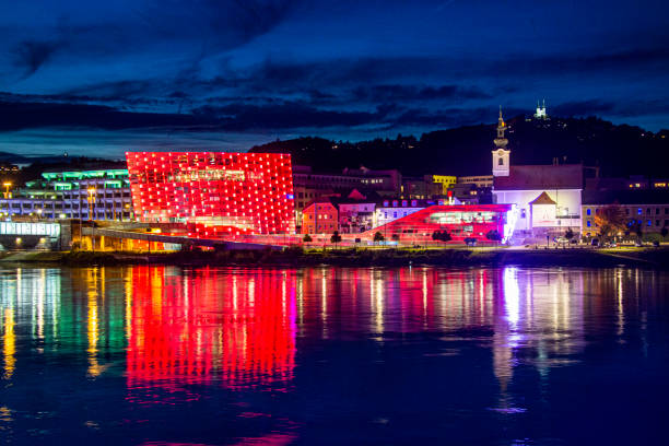 Linz at the Danube ist the Capital of Upper Austria, the Ars Electronica Center at the left side of Danube stream is one of the signs of the town. Also the Pöstlingberg in the back.