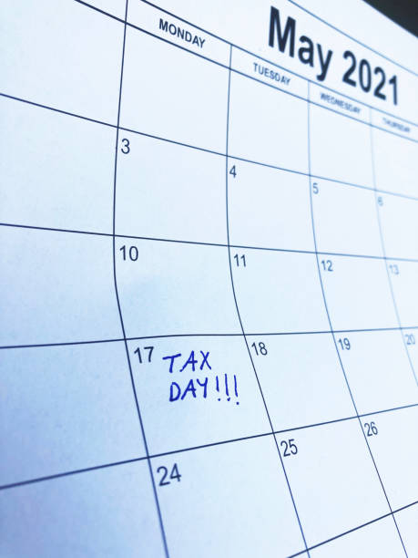 istock tax day reminder on calendar paper 1316234164
