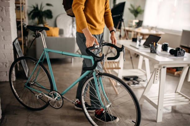 istock The photographer comes to work by bicycle 1316250727