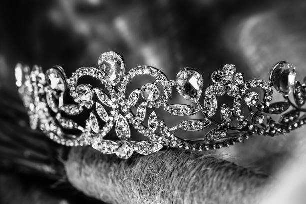 tiara de noiva - beauty contest tiara crown wedding - fotografias e filmes do acervo