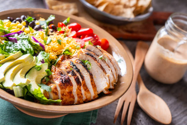 istock Chicken Southwestern Salad 1316344105