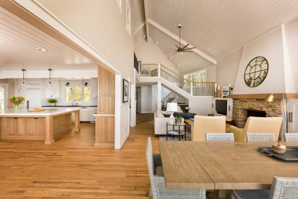 главная улучшение реконструированный современный открытый дизайн концепции в жилом доме - oak floor стоковые фото и изображения