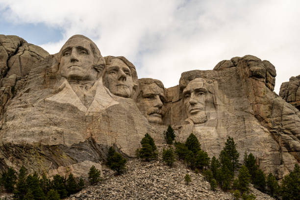 istock Mount Rushmore National Monument in South Dakota 1316474071