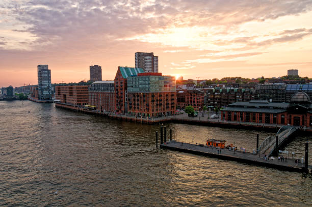 istock Sailing at the sunset on the River Elbe - Hamburg 1316483695