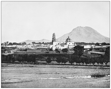 Antique black and white photograph of American landmarks: Chihuahua, Mexico