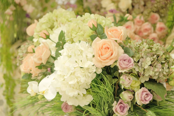 istock bouquet of pink roses background 1316641458