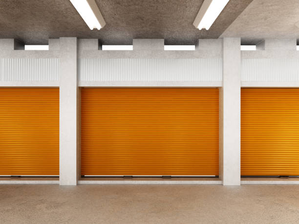salas de auto-armazenamento com portas fechadas metálicas - storage compartment garage storage room warehouse - fotografias e filmes do acervo