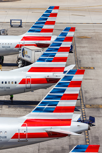 American Airlines Boeing 737-823 aircraft with registration N956AN taxiing at Dallas/Fort Worth International Airport in April 2022