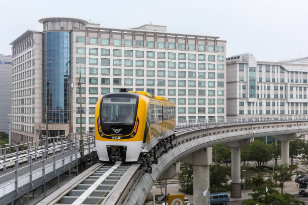 trem de levitação magnética do aeroporto de seul incheon maglev na coreia do sul - 11902 - fotografias e filmes do acervo