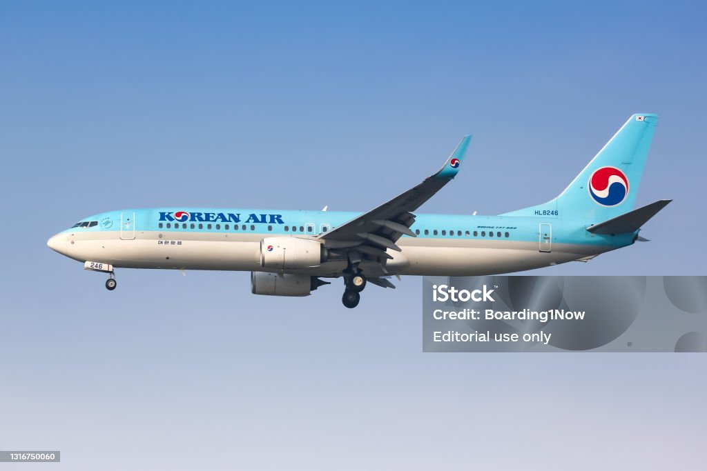 Korean Air Boeing 737800 Flugzeug Seoul Incheon Airport In Südkorea