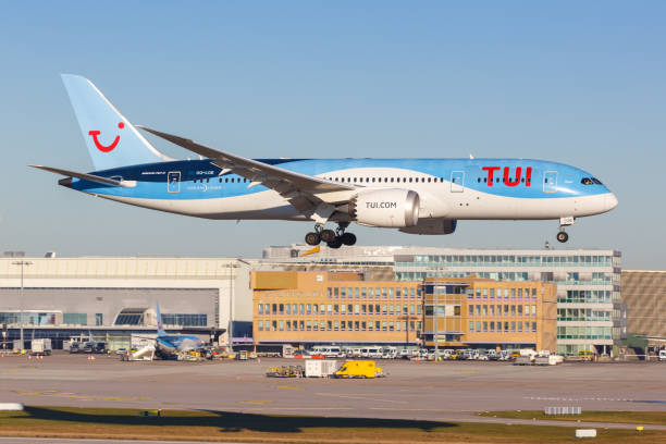 tui boeing 787-8 dreamliner avion stuttgart airport en allemagne - 11911 photos et images de collection