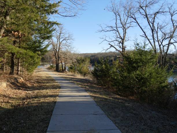 Walkway to Lake Murray at Lake Murray State Park, Oklahoma. Walkway to Lake Murray at Lake Murray State Park, Oklahoma. lake murray stock pictures, royalty-free photos & images