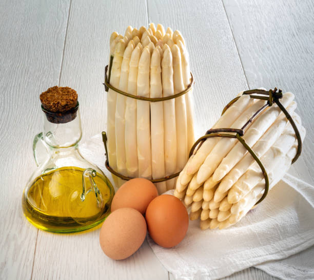 istock Bassano DOP white asparagus 1316815624