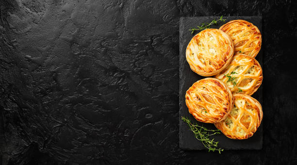 istock Spinach and ricotta stuffed puff pastry 1316816773