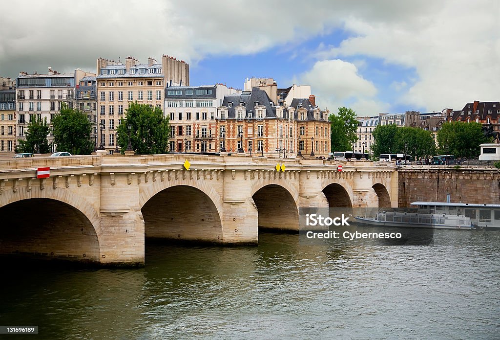 Pont Neuf, Paris, France The name of this bridge is "Pont Neuf" (French  for "New Bridge"). Ironically it is the oldest standing bridge across the river Seine in Paris, France.  Built from 1578 to 1606. Pont Neuf Stock Photo