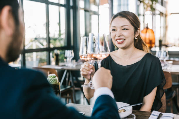 istock Japanese couple celebrating anniversary at a restaurant 1316976377