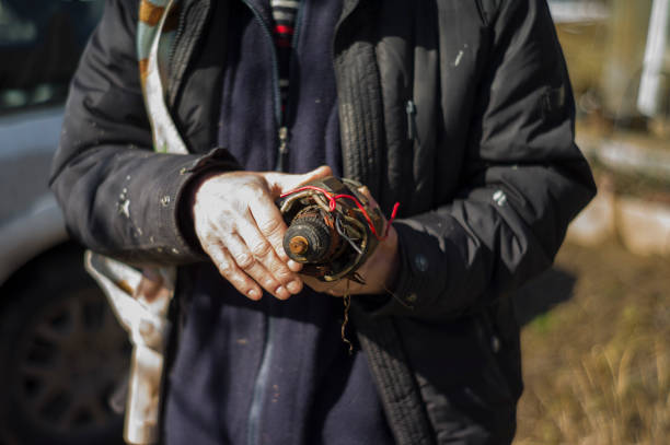 istock metal scrap collector 1316983873