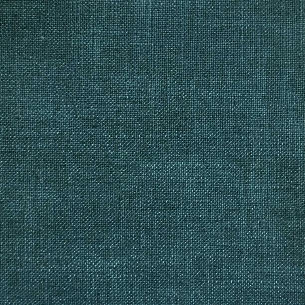 textura de tela de tapicería de mezcla de lino de poliéster burlap para la decoración del hogar en azul azulado - blue carpet rug fiber fotografías e imágenes de stock