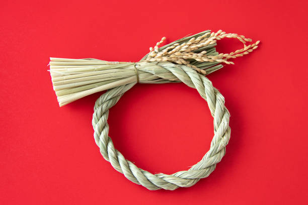 istock Japanese New Year----Shime nawa 1317040646