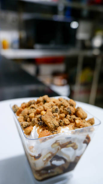 istock delicious banoffee caramel 1317060320