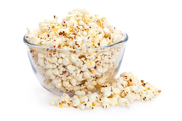 커요 한 팝콘 - popcorn snack bowl isolated 뉴스 사진 이미지