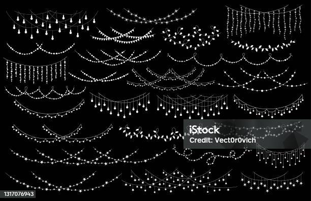 聖誕新年婚禮慶典晚會掛串燈裝飾花環套隔離向量插圖喜慶圖向量圖形及更多燈串圖片 - 燈串, 聖誕節, 矢量圖