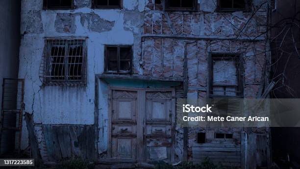 Abandoned Old House With Woods And Broken Windows A Building Falling Apart Unsafe Places Horror House Concept Halloween Concept A House After The Earthquake Stock Photo - Download Image Now