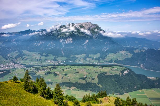 pilatus in svizzera - pilatus foto e immagini stock