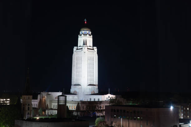 здание капитолия штата небраска - линкольн, небраска - nebraska lincoln nebraska state capitol building state стоковые фото и изображения