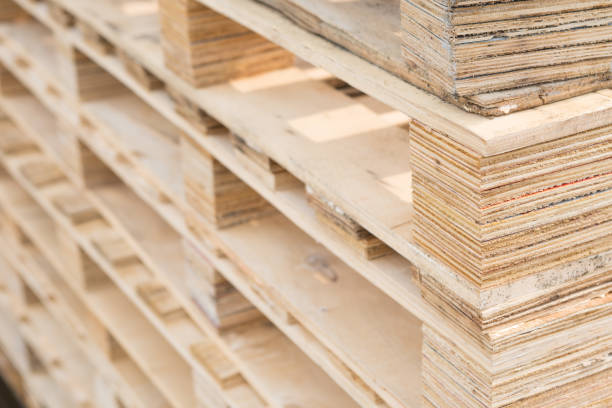 istock Selective focus of Pattern old wood pallet pile texture background 1317534377